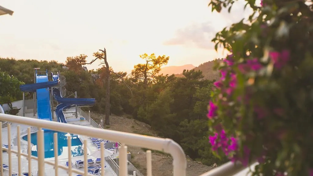 酒店 加西亚水疗度假村-超全包 厄吕代尼兹
